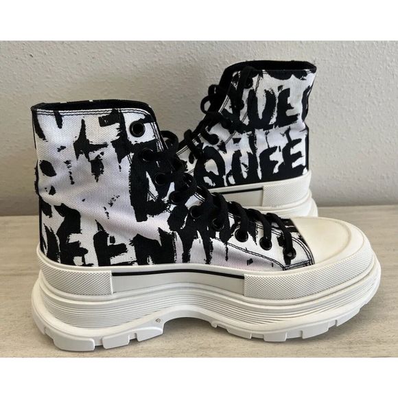 Alexander McQUEEN Men Tread Slick Logo High Top Sneaker White Black EU42.5 US9.5 - Picture 8 of 16